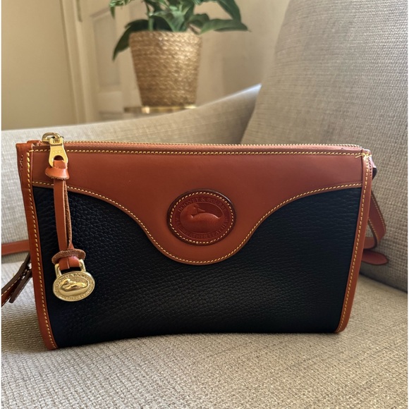 Dooney & Burke Handbag - Picture 1 of 8